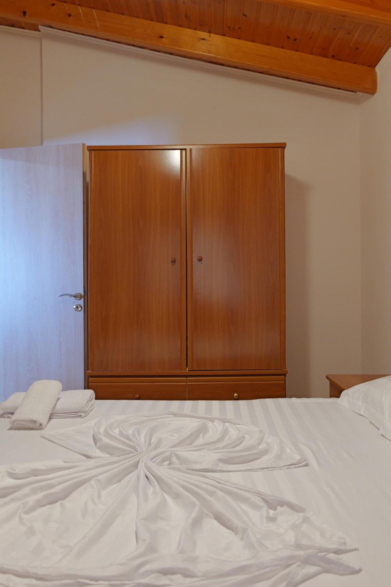 Arthur'S 4Apartments Борш Экстерьер фото